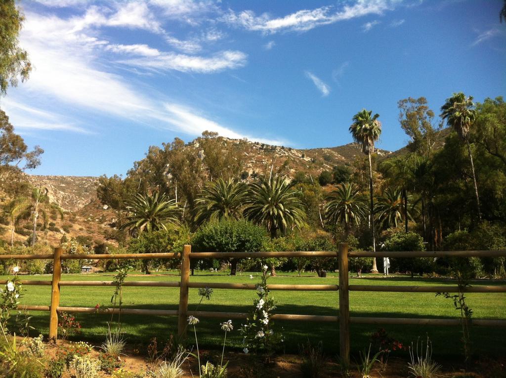 Bandy Canyon Ranch Hotel เอสคอนดีโด ภายนอก รูปภาพ