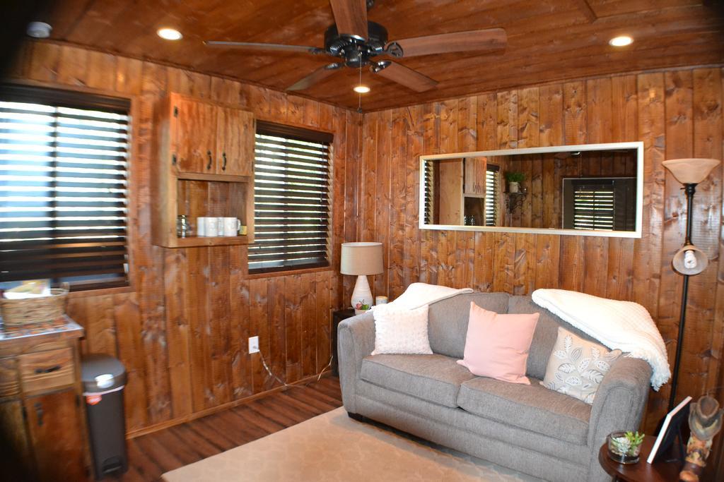 Bandy Canyon Ranch Hotel เอสคอนดีโด ภายนอก รูปภาพ