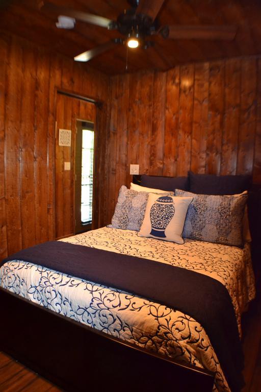 Bandy Canyon Ranch Hotel เอสคอนดีโด ภายนอก รูปภาพ