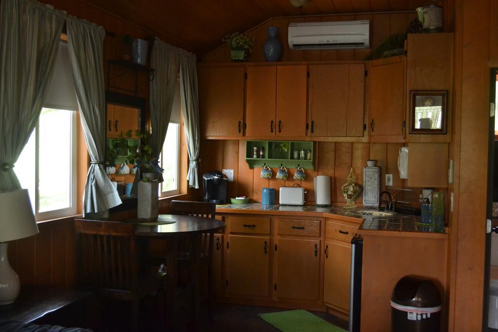 Bandy Canyon Ranch Hotel เอสคอนดีโด ภายนอก รูปภาพ